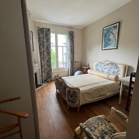 Hyper Centre ,Jolie Chambre Climatisee Avec Parking Securise Gratuit แคลร์มงต์-แฟร์รองด์ ภายนอก รูปภาพ
